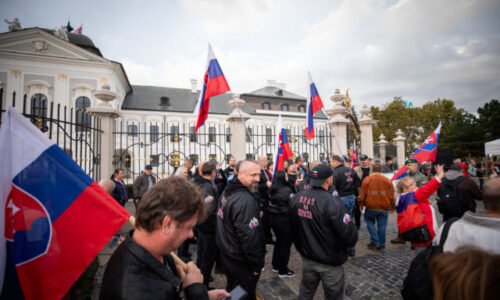 Právo na zhromažďovanie nesmie byť démonizované, Amnesty International Slovensko znepokojuje nový „lex atentát“