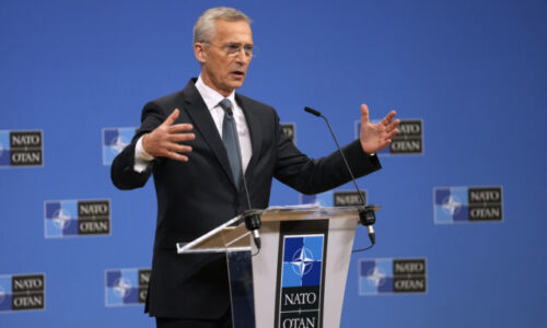 Ministri obrany krajín NATO sa dohodli na pláne dlhodobej pomoci a výcviku pre Ukrajinu