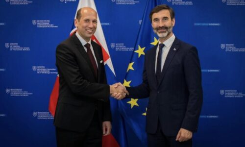 Novým veľvyslancom Slovenskej republiky vo Vatikáne bude Juraj Priputen, pred odchodom ho prijal aj minister Blanár