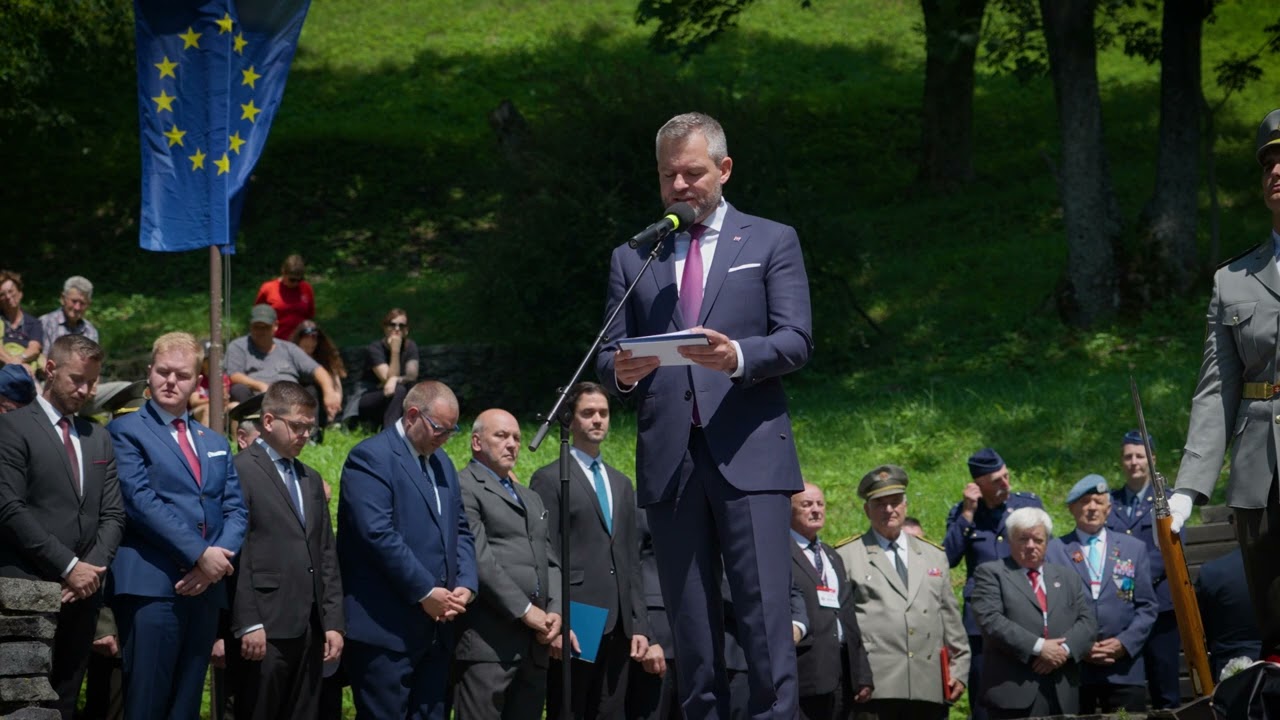 Buďme si vždy vedomí skutočného významu dvoch kľúčových slov: mier a sloboda.