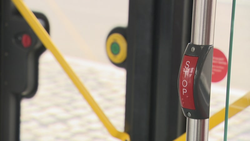 Autobusy i trolejbusy zastaví v Praze už jen na znamení. Důvodem je úspora času i peněz