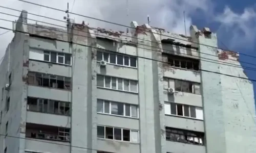 Ukrajina americkými raketami ATACMS v Luhansku zničila päťposchodovú bytovku
