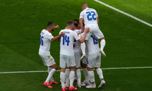 Ladislav Kamenický: SLOVENSKO  1 – 0  BELGICKO Chlapci, gratulujem k prvému víťazstvu v prvom zápase na ME so superfavoritom  Tak sa to robí…