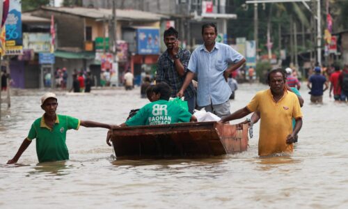 Záplavy a zosuvy pôdy na Srí Lanke si vyžiadali už 12 životov