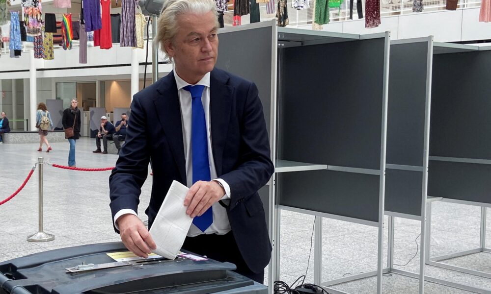 Krajne pravicová strana v Holandsku nezvíťazí, naznačil exit poll k eurovoľbám