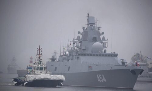 Ukrajinci poslali Rusom ku dnu ďalšiu loď, opäť zasiahli „obľúbenú“ rafinériu