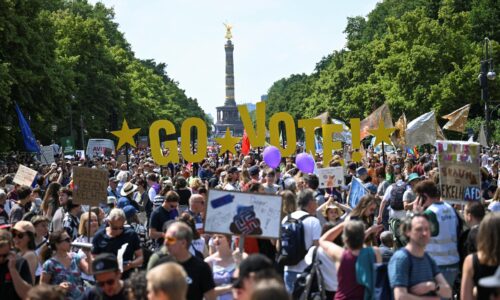 Desaťtisíce ľudí v Nemecku protestovali proti krajnej pravici, apelovali na voličov