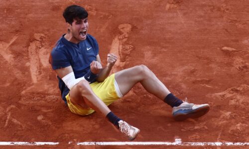 Španiel Alcaraz prvýkrát získal grandslam, vo finále Roland Garros porazil Zvereva