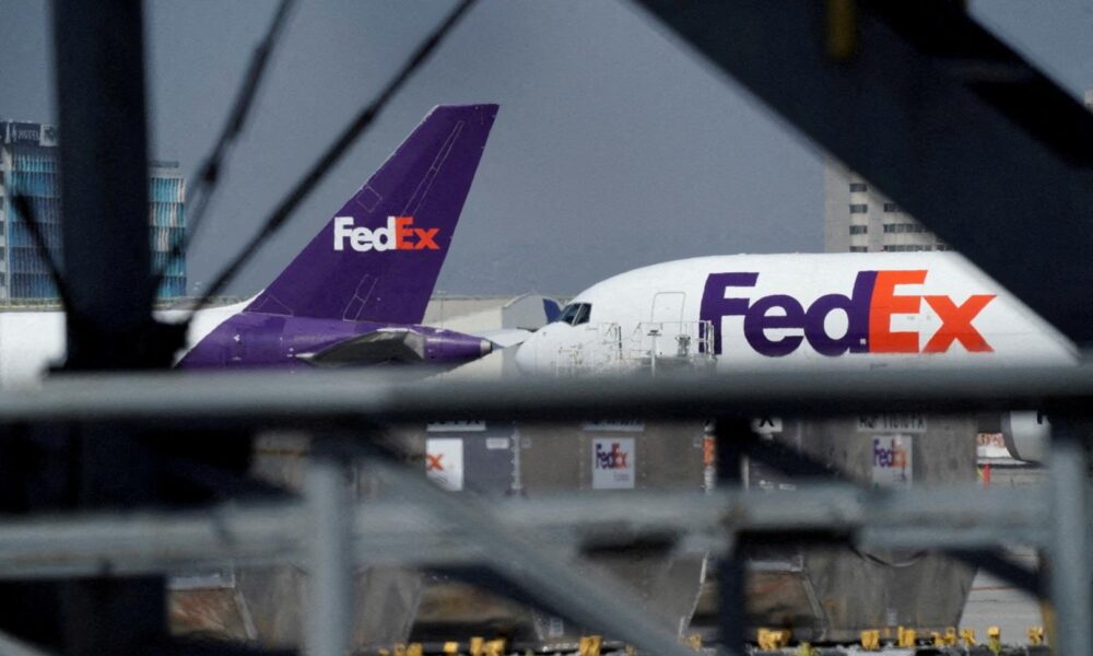 FedEx plánuje zrušiť v Európe do 2000 pracovných miest v oblasti back-office
