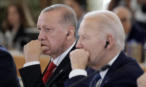Biden je vystavený skúške úprimnosti v otázke riešenia vojny v Gaze, vyhlásil Erdogan