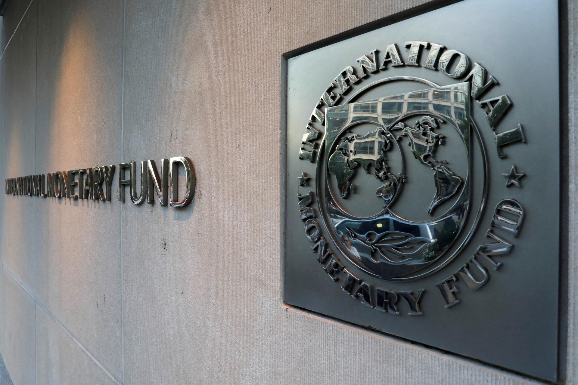 Medzinárodný menový fond schválil vyplatenie 2,2 miliardy dolárov z úverového programu pre Ukrajinu