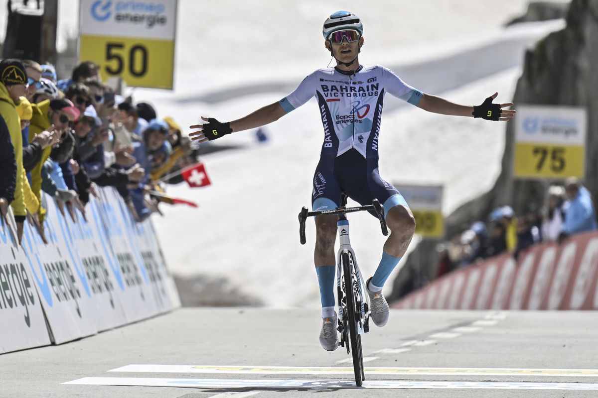 Okolo Švajčiarska: Nórsky cyklista ovládol 4. etapu. Yates v žltom drese