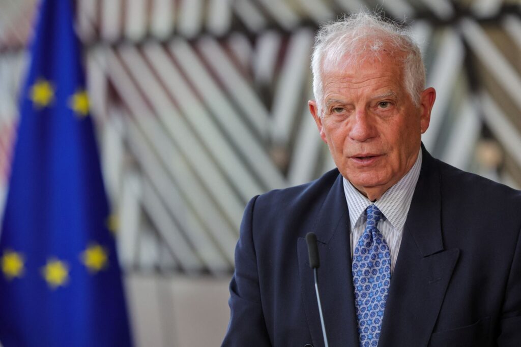 “EÚ nemá dôkazy, že Čína dodáva zbrane Rusku” – Borrell