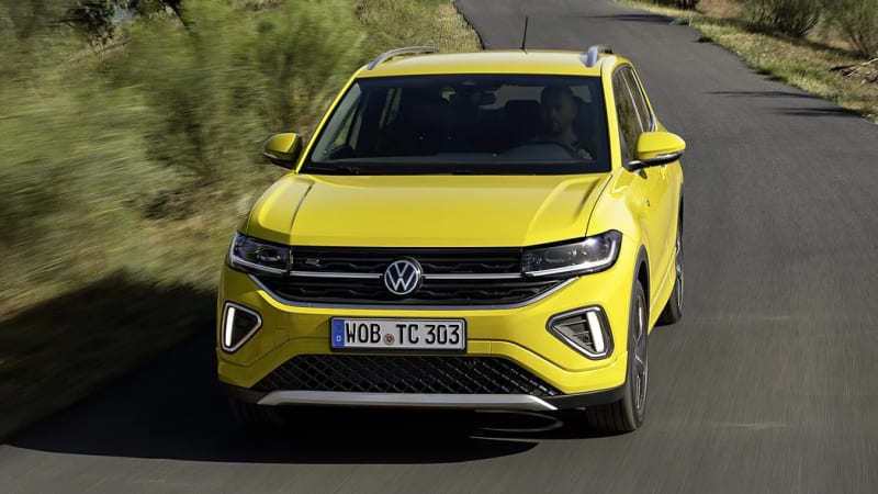 TEST: Litrový Volkswagen T-Cross vrčí jako šicí stroj, řidiče ale neotravuje zbytečnostmi