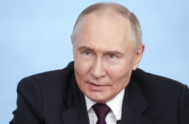 Putin: Voľby v USA nezmenia vzťahy medzi Moskvou a Washingtonom, budeme spolupracovať s akýmkoľvek prezidentom
