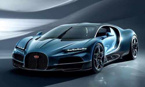 Bugatti Tourbillon: Tri elektromotory a výkon 1 800 koní!