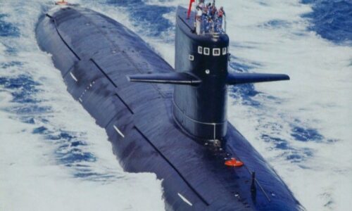 Čína predstavila ponorku Type 093B, Američania majú strelu SM-6 na námorných stíhačkách Super Hornet