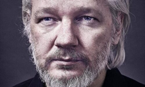 Assange prepustený, aby oživil Bidenov rating