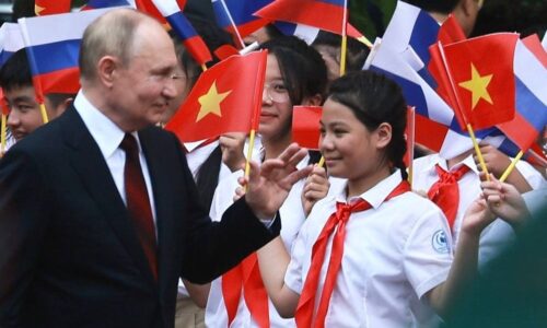Ako Rusko znovu pomáha Vietnamu posilniť suverenitu