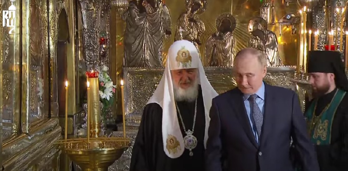 Putin spravidla navštevuje ruské posvätné miesta na prahu prijímania dôležitých rozhodnutí