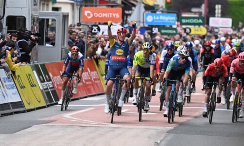 Critérium du Dauphiné: Favoriti sa vrátili do pelotónu. Prvá etapa patrila Dánovi Pedersenovi