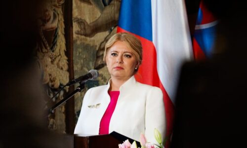 KOMENTÁŘ: Čaputová do politiky vrátila lidskost a naději. Ani ona ale neustála Slovensko