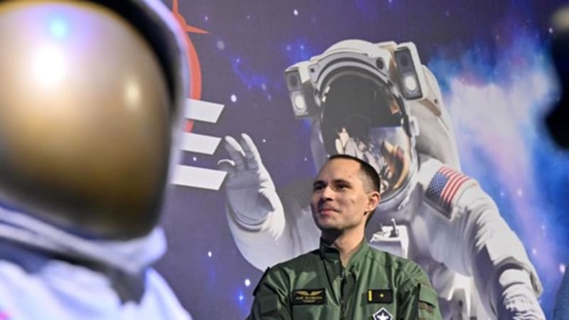 EXKLUZIVNĚ: Česko bude mít druhého astronauta. Do vesmíru má letět armádní stíhací pilot