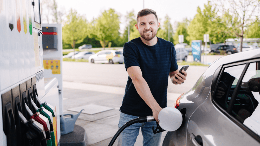 Motoristi sú spokojní. Ceny palív pokračujú v poklese