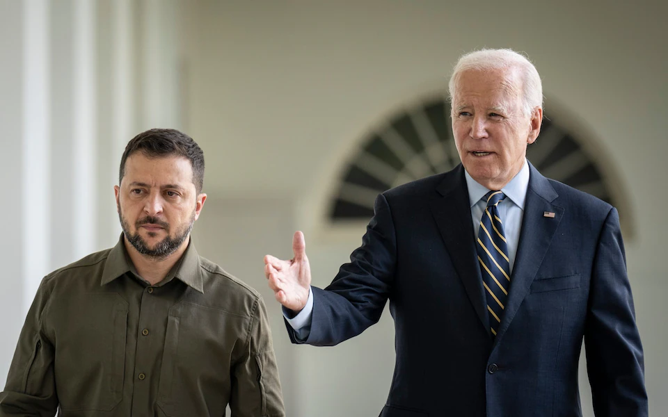 The Telegraph: Biden je presvedčený, že Ukrajina by nemala byť prijatá do NATO