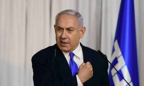 Izraelský premiér rozpustil válečný kabinet. Očekávaný krok po odchodu Gance, píší média