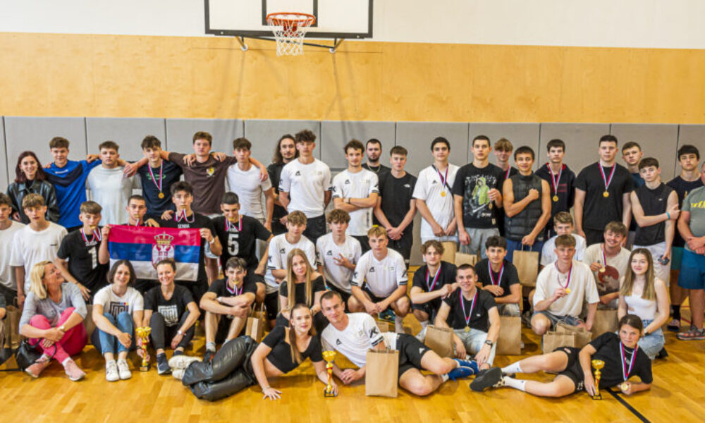 Na pôde Strednej odbornej školy polygrafickej sa uskutočnil 6. ročník Medzinárodného futsalového turnaja s názvom Memoriál Tibora Kertésza