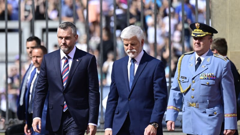 Slovenský prezident Pellegrini přijel na Pražský hrad. S Pavlem řeší vzájemné vztahy zemí