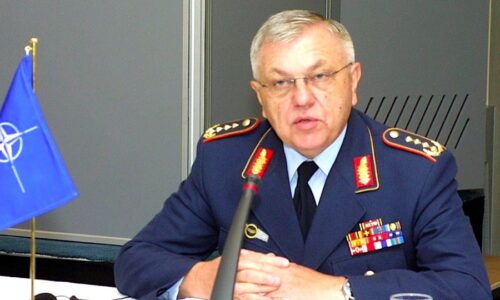 Nemecký generál vo výslužbe, bývalý šéf Vojenského výboru NATO Kujat: „Ukrajina môže dosiahnuť mier iba rokovaním s Ruskom“