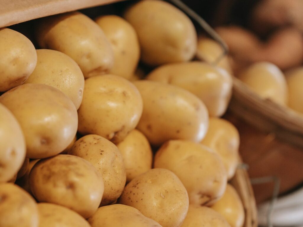 Sused mi povedal trik na uskladnenie zemiakov. Pri nej nikdy nevyklíčia a zostanú dlho pevné