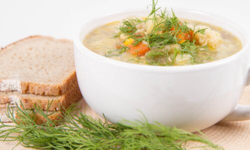 Teraz je ideálny čas na prípravu tejto polievky. Bežte na trh a nakúpte zeleninu