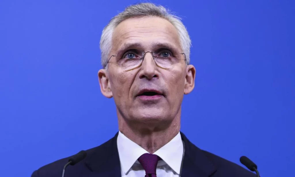 O čom tu teda naši slniečkari tárajú? Stoltenberg je dezinformátor?