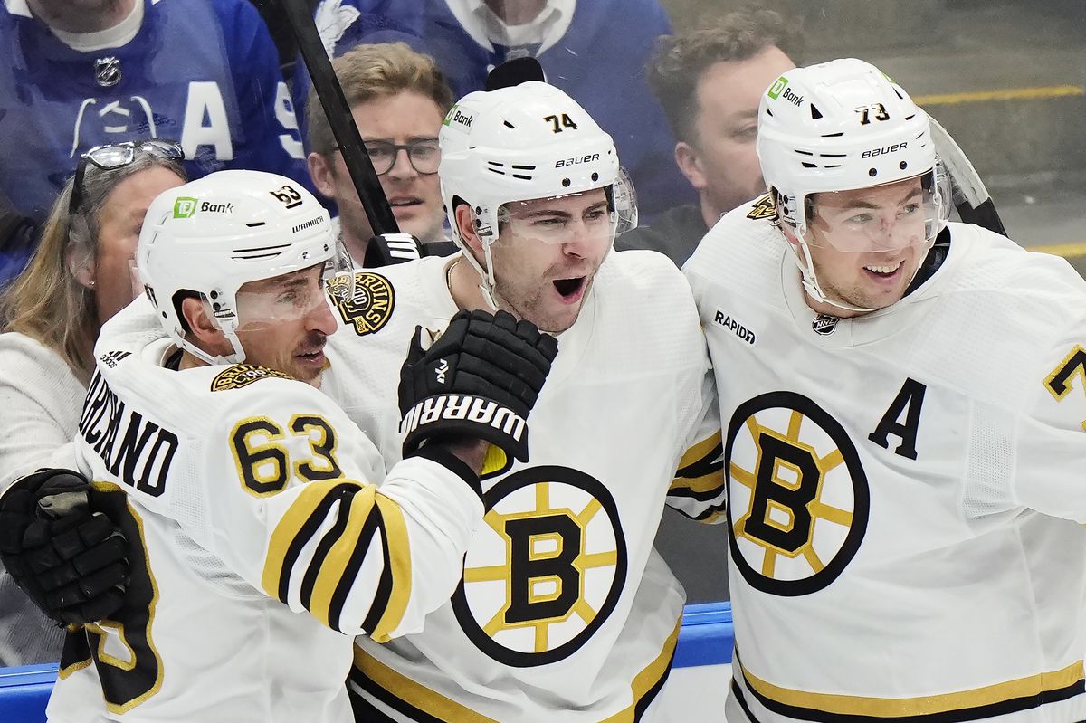 Vancouver si upísal dlhoročnú oporu Bostonu Bruins