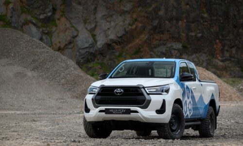 Toyota Hilux: Vodíkový pohon už testujú v reálnych podmienkach!