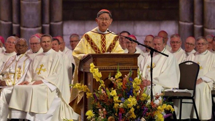 Kard. Tagle v USA: O dar Eucharistie sa musíte podeliť s ostatnými