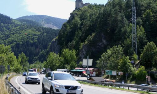 Pod Strečnom začínajú dopravné obmedzenia, očakávajú sa kolóny