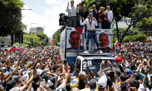 Tisíce ľudí protestovali proti znovuzvoleniu Madura za prezidenta. Protesty sa konali aj v Miami či Madride