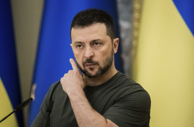 Prezident Zelenskyj vyzýva na globálnu „akciu“ s cieľom prinútiť Rusko k mieru