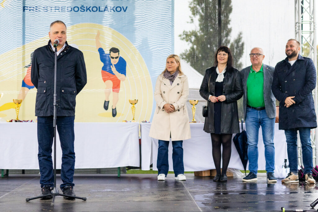 Bratislavská župa ani tento rok nezabudla na svojich stredoškolákov. Opäť pre nich zorganizovala župný športový deň