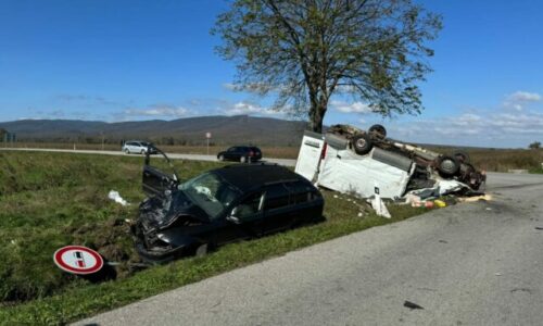 Medzi Kravanmi a Bačkovom v okrese Trebišov sa stala vážna dopravná nehoda, vodič dodávky nezastavil na „Stopke“