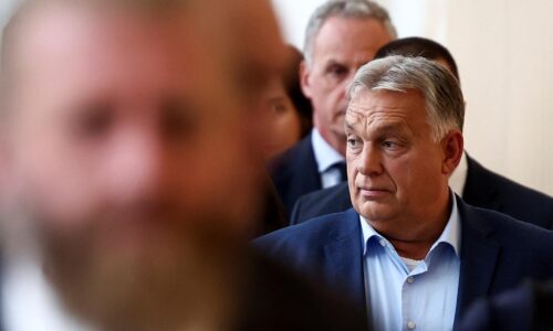 Konkurencieschopnosť Európy neustále klesá, vyhlásil Orbán v Štrasburgu. Zdôraznil ochranu vonkajších hraníc