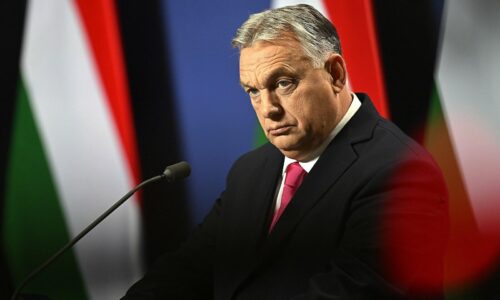 Veľký brat Orbán sa pozerá. Ako úrad pre ochranu suverenity zovrel Maďarsko, dokáže sledovať každého