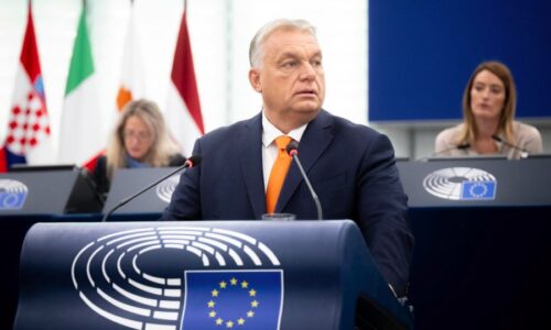 Orbán označil protimaďarskú debatu v europarlamente za diskusiu plnú známej propagandy čerpajúcej zo správy eurokomisie financovanej Sorosom, európsky azylový systém za nefunkčný…