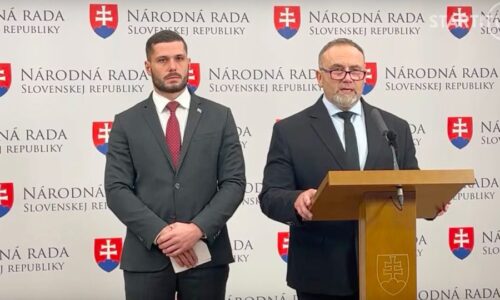 VIDEO: Poslanci Smeru odmietli šírenie dezinformácií a klamstiev, že Fico dal SIS pokyn vypracovať správu o atentáte na jeho osobu.