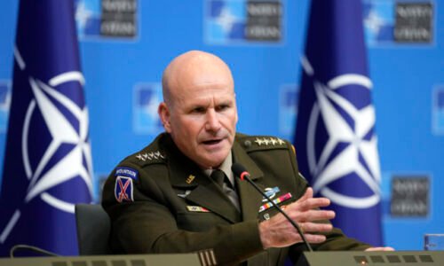 Fico sa stretol s vrchným veliteľom NATO v Európe, témou bola aj situácia na Ukrajine