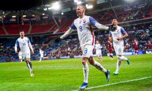 Slovenskí futbalisti uhrali v príprave pred ME vo futbale 2024 remízu v Nórsku, Rodák chytil Haalandovi penaltu